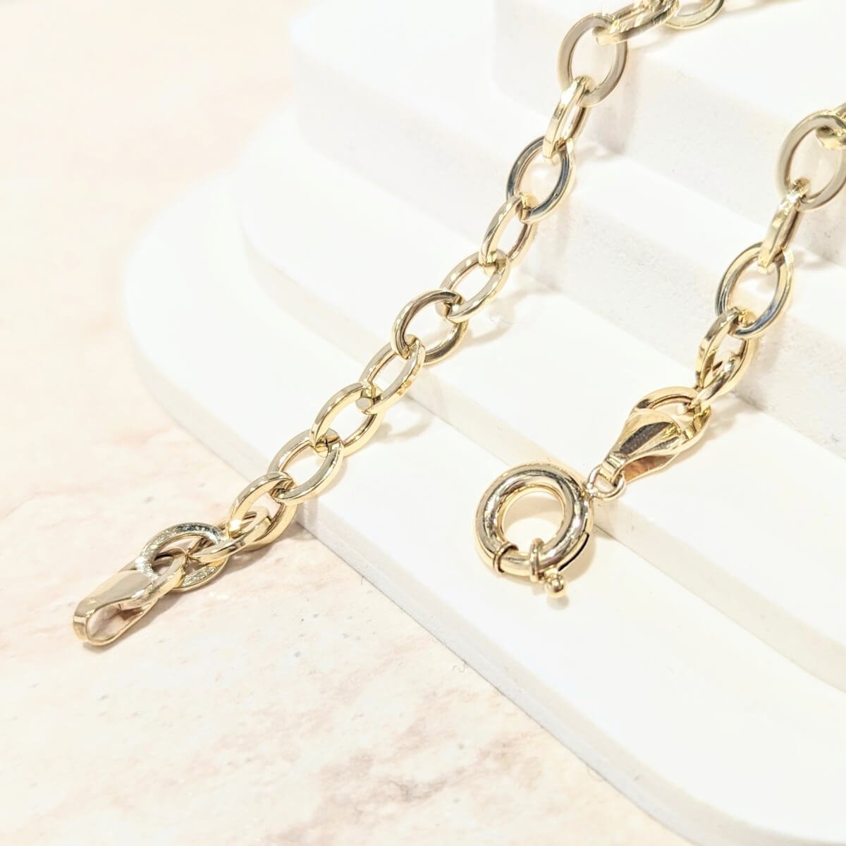 Bracciali
