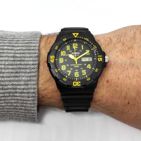 Orologio Casio Uomo MRW-200H-9BVDF 2 Orologio Casio Uomo MRW-200H-9BVDF