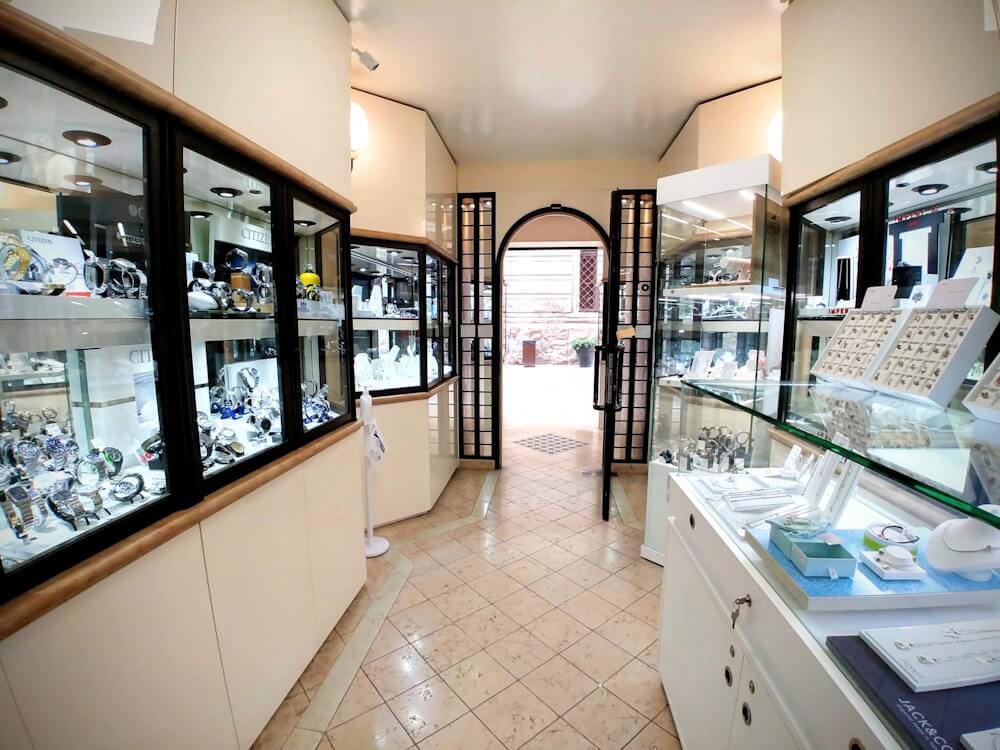 Store visto da dentro
