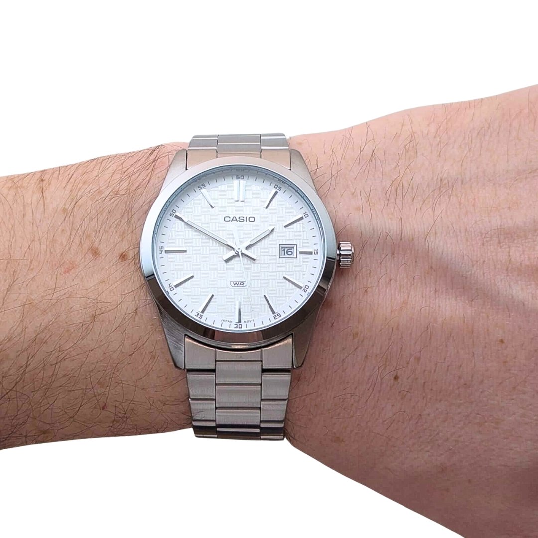 Orologio Casio Uomo MTP-VD03D-7AUDF 2 MTP-VD03D-7AUDF indossato